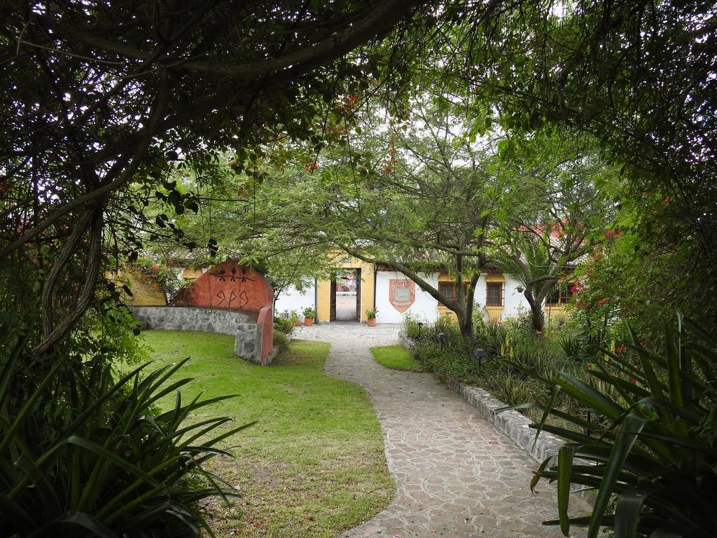 Hosteria Museart Pantavi Tumbabiro Exterior photo