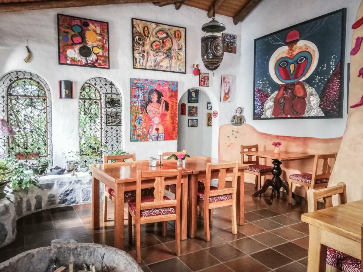 Hosteria Museart Pantavi Tumbabiro Exterior photo